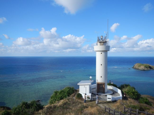 朝晩が肌寒くなった11月<br />暖かさを求めてやってきた石垣島の２日目の後編です。<br /><br />竹富島を観光した後、石垣島に戻って島内を観光します。<br />時間は３時前、あまり時間もないので「見たい所」だけを廻ろうとしたら、<br />結局、島を一周することになりました。<br />