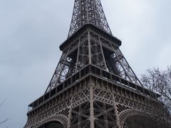 パリ初訪問。いわゆる観光名所を巡る旅。最新の治安情報あり。