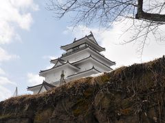 雪の会津へ　　若松城と大内宿