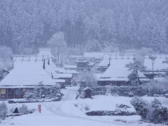 山は山でも雪景色の美山かやぶきの里へ