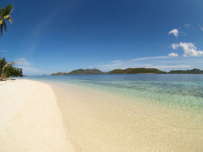 クラパラ周辺にある島々をシュノーケリングしながら一日かけて周遊してきました。