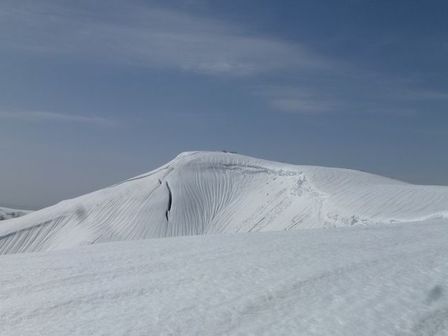 富山市と南砺市にまたがる金剛堂山（1650ｍ）へ日帰りのＢＣスキーに行って来ました。<br />旧スノーバレー利賀スキー場のを基点に→片折岳→金剛堂山→スキー場の周回コース。