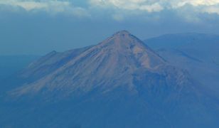 【国内177】2015.1指宿・知覧・蒲生一人旅1-鹿児島へ向かう　機内の風景　桜島SA