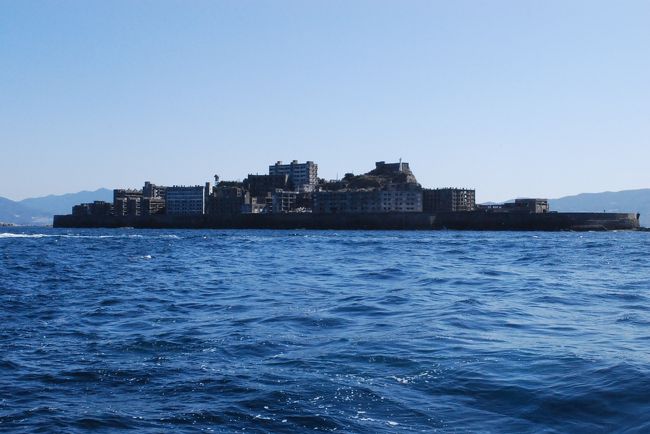 熊本城への計画を立てていたところ、長崎の軍艦島へのツアーが取れた(3月8日は予約でいっぱい)ので急遽熊本~長崎の旅に変更。計画変更ができるのが一人旅のいいところ。