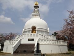 成田空港脇の日本山妙法寺をぶらぶら