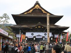 桜に魅かれて善光寺・高遠城と松本の旅（その２）