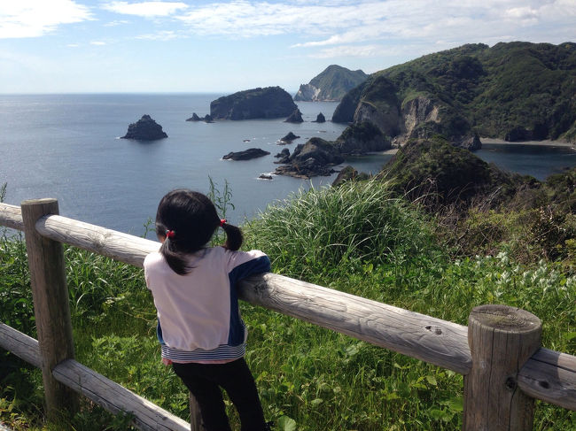 伊豆半島２泊３日旅行記の続きです。<br /><br />小室山公園つつじ祭り～下田バーガー<br /><br />～あいあい岬<br /><br />