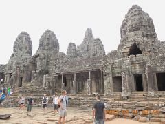 カンボジア，ベトナムの旅（世界遺産と一難去ってまた一難）　その４