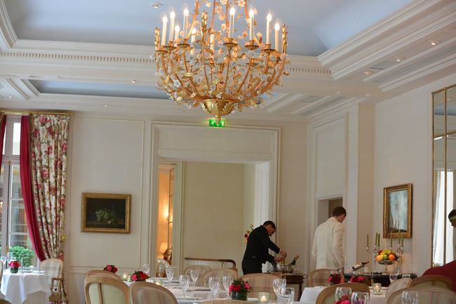 ＪＡＬファーストクラス（復路ビジネス）で行く一人旅！ロンドン・ベルギー・パリへ８日間の旅　Ｖｏｌ．１９　～三つ星レストラン「エピキュール」でディナー★～