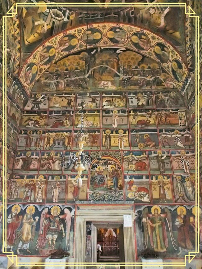 スチェヴィツァ修道院を見て、次の目的地であるモルドヴィツァ修道院へと向かいます。<br /><br />ブコヴィナ地方の領主によって建立された、フレスコ画で埋め尽くされた中世の修道院を訪れるのは・・・ここが最後になります。<br />
