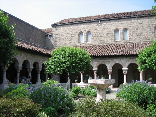 中世の修道院を移設したMetropolitan Museum別館を訪ねて。