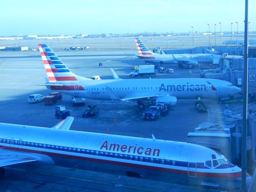 American Airlines MD-11 安全のしおり（AA シカゴ