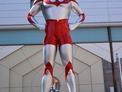 【東京散策26】ウルトラ兄弟が街中に溢れる祖師谷ウルトラマン商店街とTOHOスタジオ