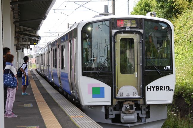 東日本大震災以降。。４年２ヶ月ぶりに<br /><br />仙石線５月３０日全線運行再開しました。<br /><br />と同じに、新しく「仙石東北ライン」が開業しました。<br /><br />仙台駅から東北本線を塩釜まで走り。。。<br /><br />塩釜を過ぎて松島の手前から仙石線につながります。<br /><br />********************************************************************<br />仙台⇔石巻駅　間を　最速５２分で結びます。<br /><br />新型ディーゼルハイブリット車両を導入　　ＨＢ−Ｅ２１０系<br /><br /><br /><br />********************************************************************