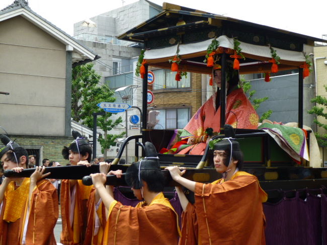 葵祭に行って来ました<br />すごく暑かったです・・・