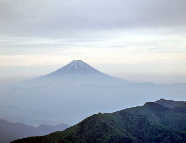 日本百名山 甲武信ヶ岳とシャクナゲ 秩父 埼玉県 の旅行記 ブログ By ペコちゃんさん フォートラベル