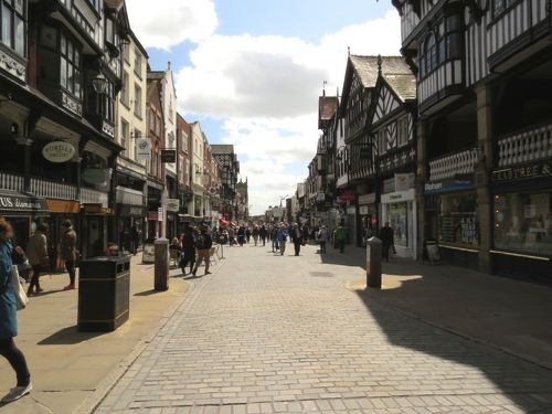 イギリスの旅（7）・・中世の面影を残す城塞都市チェスターと