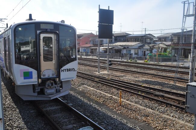 　2015年5月31日に、仙石線が全線開通し、東北本線から石巻へ直通する仙石東北ラインの列車も走り始めました。<br />　ひと足早く復旧した石巻線浦宿駅 - 女川駅間も含め、週末パスを使って乗ってきました。<br /><br />(日程)<br />小松空港-羽田空港-東京　泊<br />上野-新庄-小牛田-前谷地-柳津-前谷地-女川-石巻-仙台-高城町-あおば通-仙台-利府-仙台　泊<br />仙台-浜吉田-岩沼-郡山-黒磯-岡本-烏山-宇都宮-日光-宇都宮-小山-大宮-品川-羽田空港-小松空港<br /><br /><br />　石巻からは、この日から全線復旧した仙石線に乗ります。