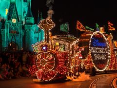 《ハロウィンシーズンのＷＤＷ　1日目　》　日本～ＷＤＷへ