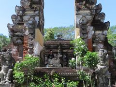 インドネシアの旅（１）・・バリ島のティルタ・ウンプル寺院とバトゥール湖、テガララン棚田、ウブド王宮を訪ねて