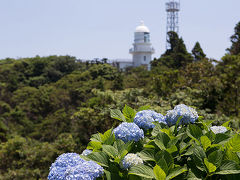 都井岬あじさいロード白亜の灯台