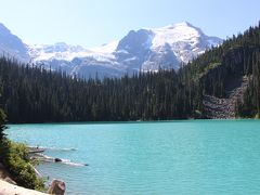 キャンプして氷河湖を見に行こう～♪ ３、ハイキング、３つの氷河湖（Joffre Lakes）とマチエー氷河