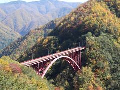 休暇村奥武蔵に泊まり雁坂トンネル周辺の紅葉をめでる