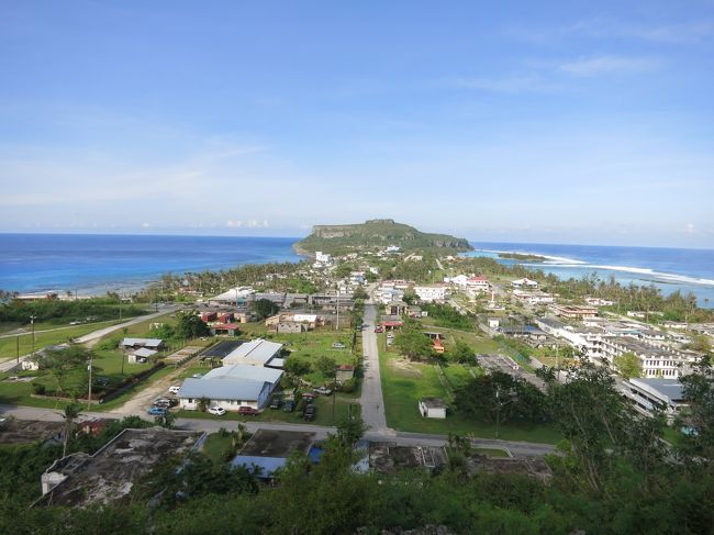■前旅行記■<br />2015 ロタブルーの楽園への入り口 グアム寄り道<br />http://4travel.jp/travelogue/11032916?lid=notice_vote_travelog<br /><br />ここの海、一度潜ったら忘れない<br />驚くくらい濃厚なブルー(ロタブルー)と素晴らしい透明度<br />4年前、ダイ部活動で初めて行ったロタ<br />こんな海があるんだ〜と感動した。<br />「ベストシーズンにまた行こうね!」と今回行く事にしたのだが。。。<br />ロタ行の飛行機の便数が少ない+乗り継ぎのグアム人気のおかげで席が取れないのです。<br />やっと取れた空席が決められた1日のみ(7/10午前発)<br />都合がつかないメンバーを泣く泣く見捨てて、初めてのロタブルーを経験する旦那とふたり<br />ロタブルーの楽園へと旅立ちました<br /><br />■参考■<br />ロタ島 6ボートダイブ付 ベイビューホテル泊5日間<br />基本代金…107,000円<br />空港使用料…2,570円<br />現地空港税…3,250円<br />燃油サーチャージ…6,000円<br />追加ダイビング…14,000円<br /> 総額 132,820円 (食事代別途)<br />(株)ホワイト・ベアーファミリー<br /><br /><br />■4年前のロタ旅行記■<br />2011 ロタブルーな楽園でダイ部復活!<br />http://4travel.jp/travelogue/10575071<br />
