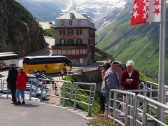 ７月のスイス　⑨フルカ峠・ローヌ氷河～アンデルマット～クール