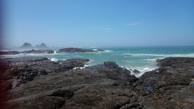 2015/07/13-07/15快晴 紀伊半島　ひたすら海に沿って走る<br />(白浜と伊勢志摩賢島)<br />先月の6月末に紀伊勝浦列車旅2泊を終えたばかり。<br />2週間も経たないのに、旅行の虫が囁く<br />[路線バスから見た　南紀の海　綺麗だったね]<br />[≪古座≫の海の色は最高だったね]と。<br />退職して退屈な毎日。<br />自由な時間は山ほど・・・・・<br /><br />台風11号が来ないうちにと日を決めた。<br />目的は、海風を感じてただ、ただ走る事。<br /><br />***ツーリング終えた翌日16日から台風11号で近畿は大雨****