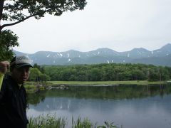 楽しんだぜ！！　２０１５　北海道　『早朝ドライブで羅臼にて国後島を眺める♪世界遺産の知床五湖ガイドツアーを楽しむ♪ウトロ道の駅でエキストラでテレビに出た♪オシンコシンの滝ってこんな所にあんの！！』　ＩＮ　知床