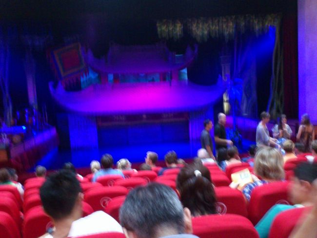 ハノイ（３）水中人形劇場