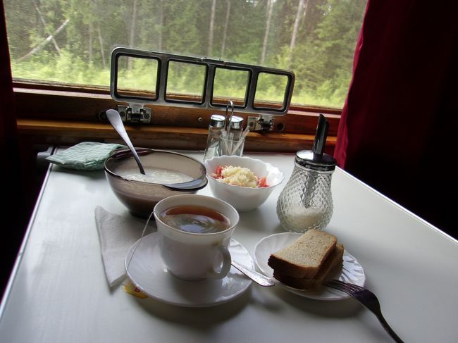 還暦一人旅シベリア鉄道の食堂車が結構楽しい！頭でロシアは分からない。