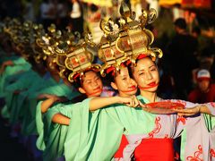 千人の女性が踊る山鹿灯籠祭り