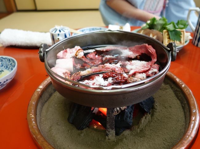 夏休みにお伊勢参りに行って来ました。。。というよりは寿き焼を食べるのをメインとしたお伊勢参り&amp;松阪観光(笑)、松阪→すき焼き(寿き焼)と言えば感の良い皆さんならお分かりの憧れのあのお店です。<br />やっぱり美味い！期待を裏切らない。<br />寿き焼のレポは旅行記の一番最後です、焦らしてすいません。（笑）