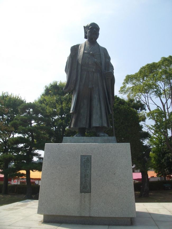 旦那さんのたっての願いで、夏の数日間を懐かしの茨城で過ごすことになった<br /><br />まず手始めにグーストでランチからの黄門祭りの花火<br /><br />そんで翌日内原のイオンでぶーらぶら、というゆるーいプランである<br /><br />Enjoy！