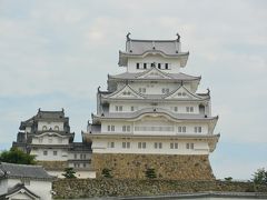２０１５年８月 食べまくり～飲みまくり～の大阪・神戸旅行♪  ～世界遺産の「姫路城」～「好古園」散策～