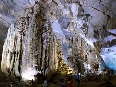 世界遺産フォンニャ洞窟を目指し