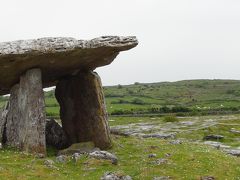 思ったよりは小さかった・・・巨人のテーブル[Portal Dolman]…レンタカーで走るアイルランド