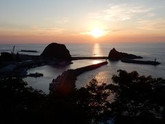 知床観光船とオホーツク海の夕陽