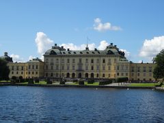 真夏のスウェーデン8日間・市庁舎～湖に浮かぶドロットニングホルム宮殿へ。