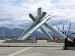 2015夏 北米西海岸03：バンクーバー　オリンピック聖火台、カナダプレイス、ギャスタウン