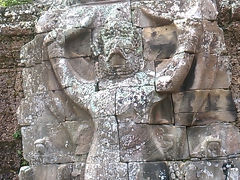 ガルーダが多いし