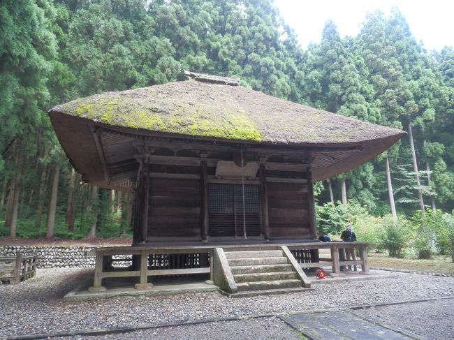 5泊6日で茨城〜栃木〜群馬〜新潟と文化財巡りの旅．<br />最終日6日目(8/18)，前日振られた笹川家住宅から，阿賀野川沿いに寺院巡り．<br />昼過ぎには帰途につく．磐越道，東北道を走りあまちゃんの街に戻る．