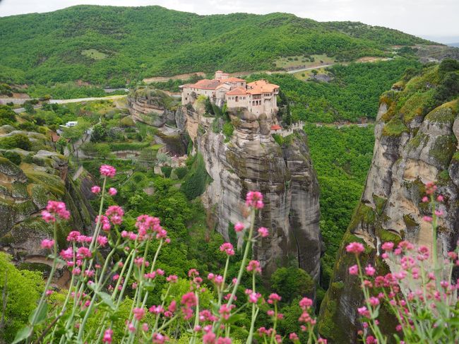 奇岩とエーゲ海の島々を行く　ギリシャ女一人旅２（奇岩の修道院へ）