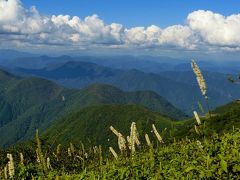 伊吹山・竹生島クルーズと琵琶湖ぐる～り１０景めぐり：伊吹山ハイキング