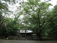 和歌山の三社参り。和歌山電鉄貴志川線沿いの日前宮、竈山神社、伊太祁曽神社へお参りしてきました。終着駅の貴志駅勤務のたま二世駅長にお会いしに行きましたがお休みでした。