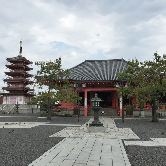 近鉄名古屋線の急行を最大限活用し、三重県津市・観音寺と桑名市・桑名宗社へのお散歩…。<br /><br />巻末には実際に歩いたキョリとカロリー消費も載せておりますので、ご参考になればと思います。<br /><br />みなさん、ご笑覧ください。