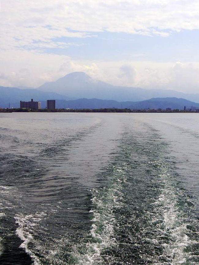 伊吹山・竹生島クルーズと琵琶湖ぐる～り１０景めぐり：伊吹山と朝陽・竹生島クルーズ