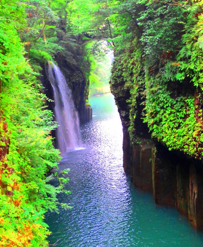 今回の旅のテーマは滝。前日に行った裏見の滝も良かった！<br />熊本を拠点に２日目は宮崎県の高千穂へヽ(^。^)ノ